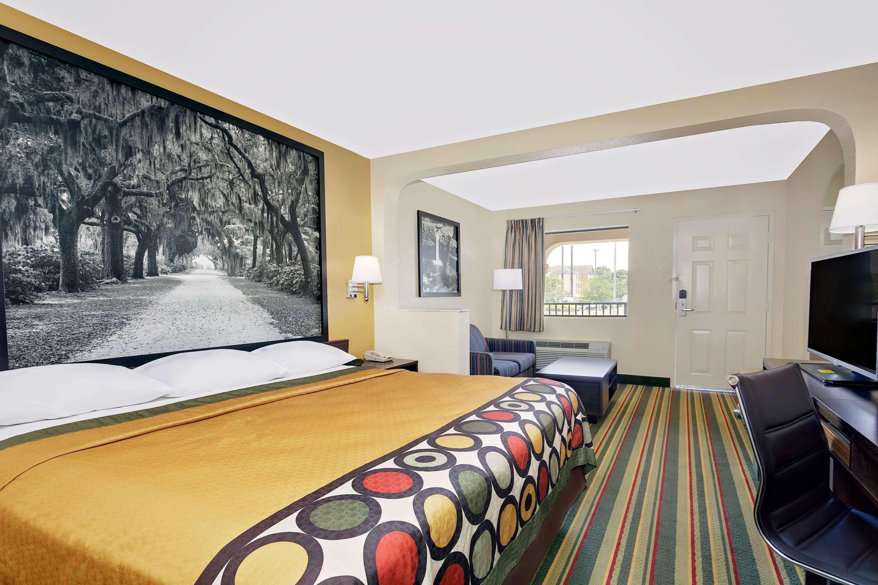 Hotel Super 8 By Wyndham Byron/South Macon Extérieur photo
