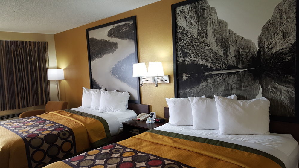 Hotel Super 8 By Wyndham Byron/South Macon Extérieur photo